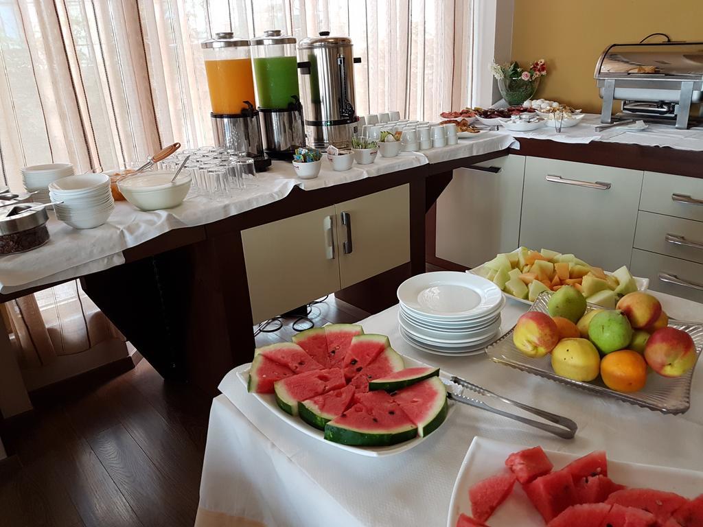 Kaonia Hotel 3*