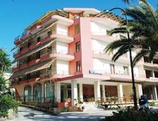 Hotel Kaonia 3*